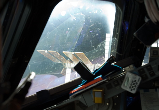 STS133-E-12224