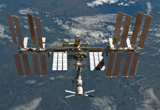 STS133-E-10447