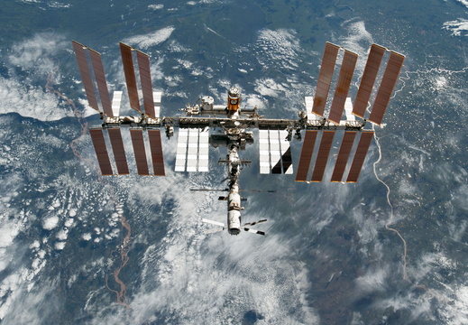 STS133-E-10444
