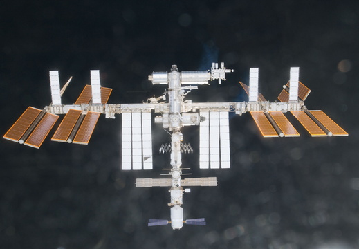 STS133-E-06858