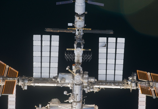 STS133-E-06375