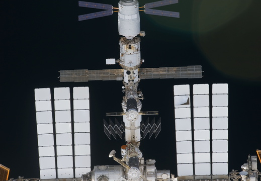 STS133-E-06393