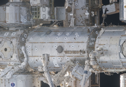 STS133-E-06455