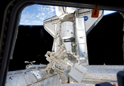 STS133-E-06560
