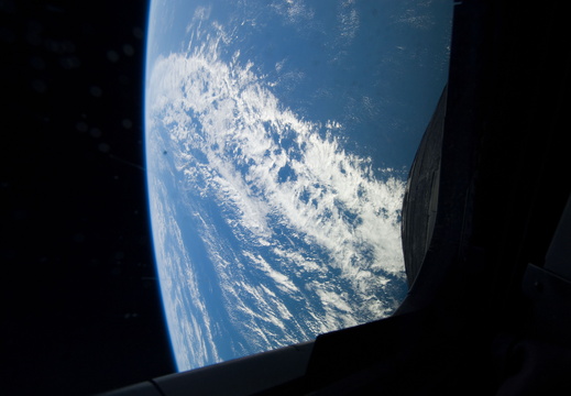 STS133-E-06947