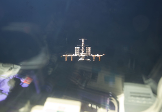 STS133-E-11218