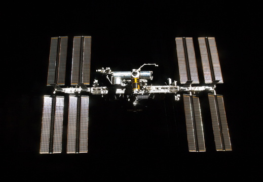STS133-E-10351