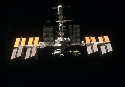 STS133-E-11253