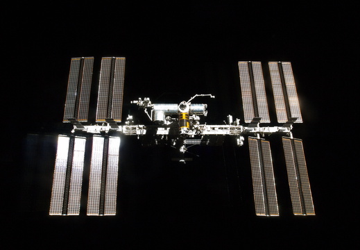 STS133-E-10354
