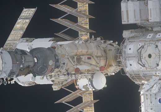 STS133-E-06458
