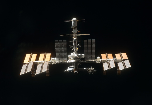 STS133-E-11247
