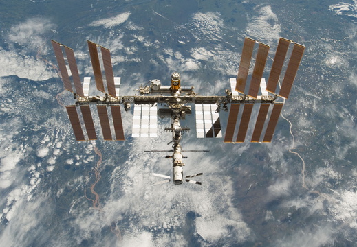 STS133-E-10443