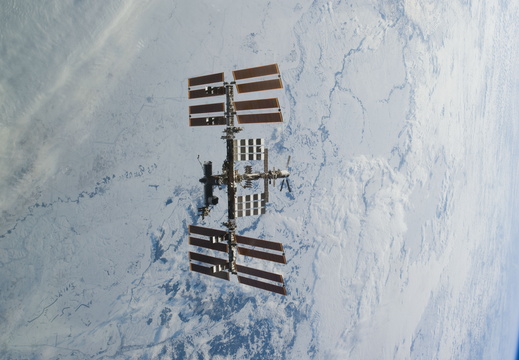 STS133-E-11185