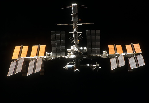 STS133-E-11256