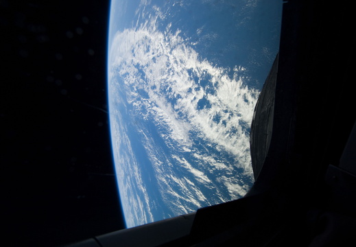 STS133-E-06949