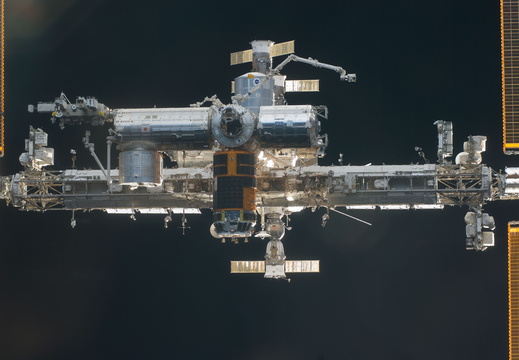 STS133-E-10567