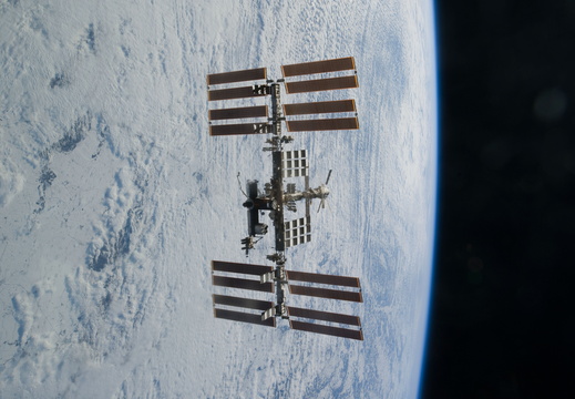 STS133-E-11166