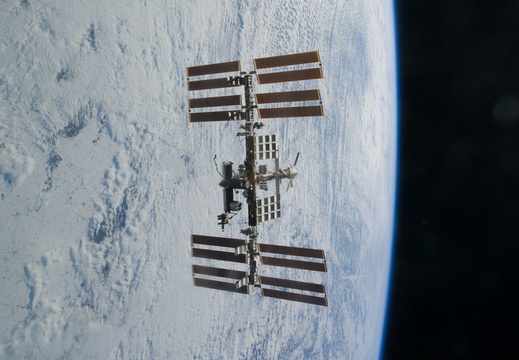 STS133-E-11167