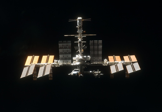 STS133-E-11246