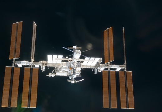 STS133-E-10518