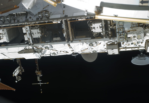 STS132-E-13007