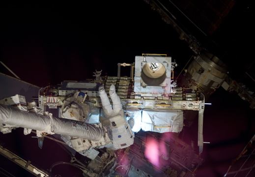 STS132-E-09274