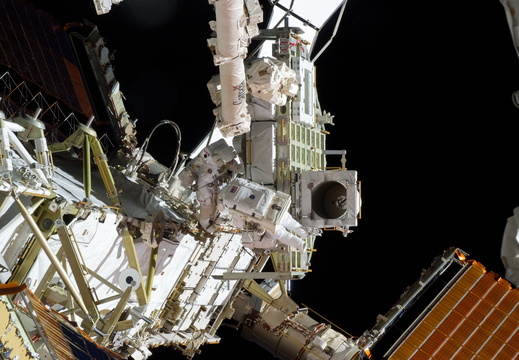STS132-E-09241