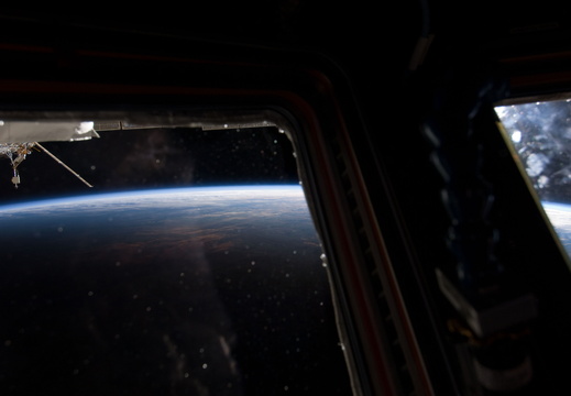 STS132-E-10101