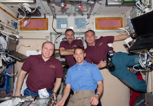 STS131-E-07957