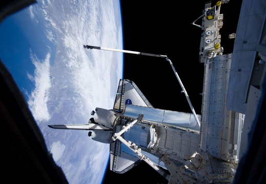 STS131-E-07774