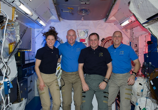 STS131-E-10022