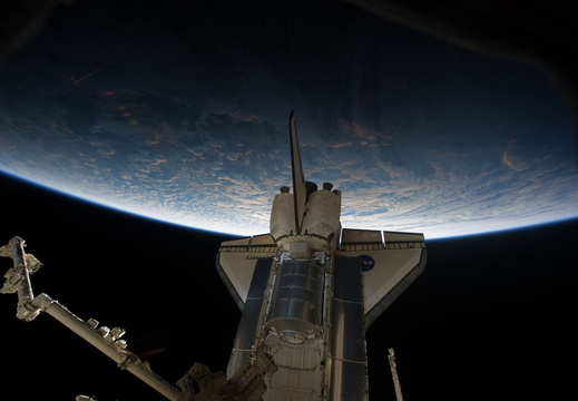 STS131-E-13216