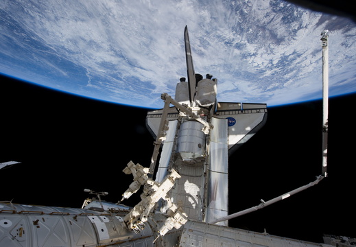 STS131-E-07766