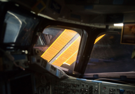 STS131-E-10468