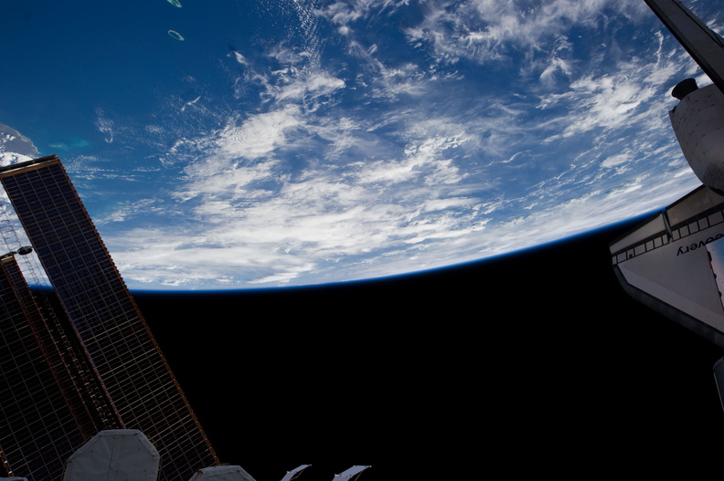 STS131-E-11975.jpg