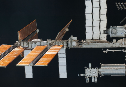 STS130-E-12217