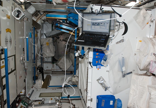 STS130-E-10635