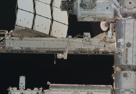 STS130-E-12259