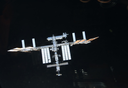 STS129-E-06608
