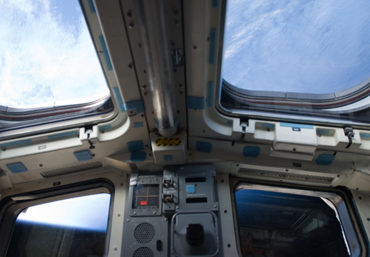STS129-E-10943