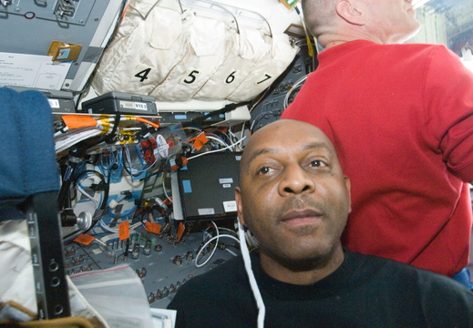STS129-E-06580