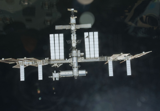 STS129-E-06412