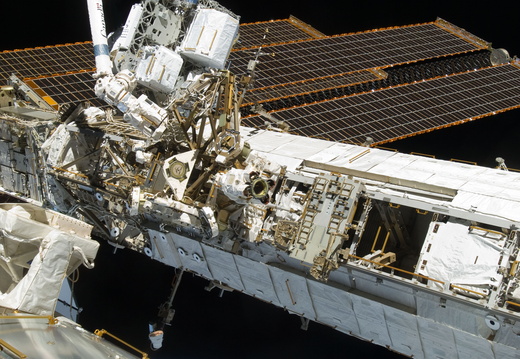 STS129-E-07210