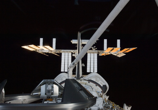 STS129-E-06441