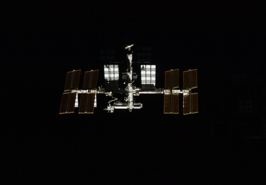 STS129-E-06395