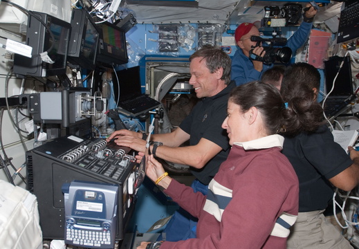 STS128-E-08457