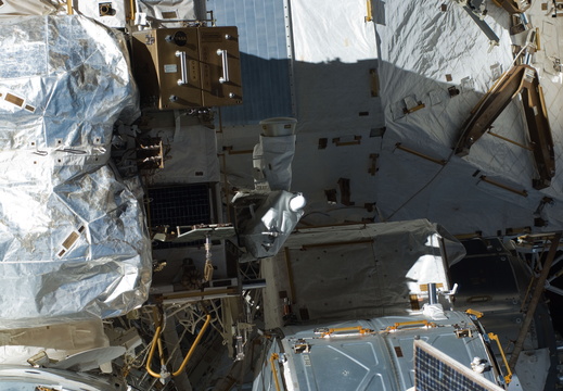 STS129-E-07662