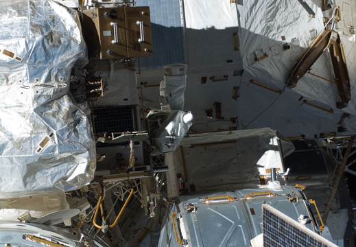 STS129-E-07663