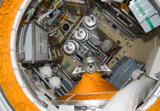 STS129-E-07934