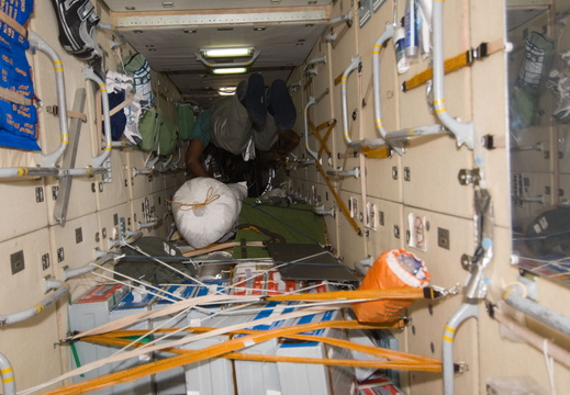 STS129-E-07973